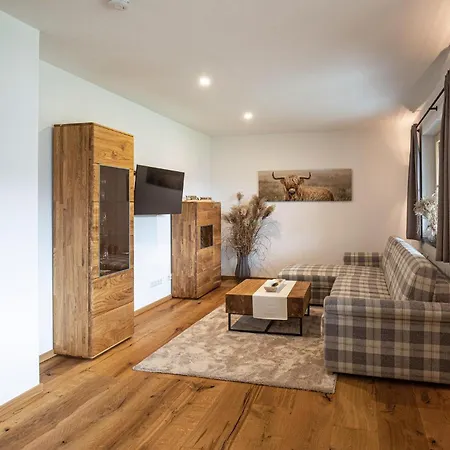 Gorgeous In Apartment Russbach am Pass Gschuett